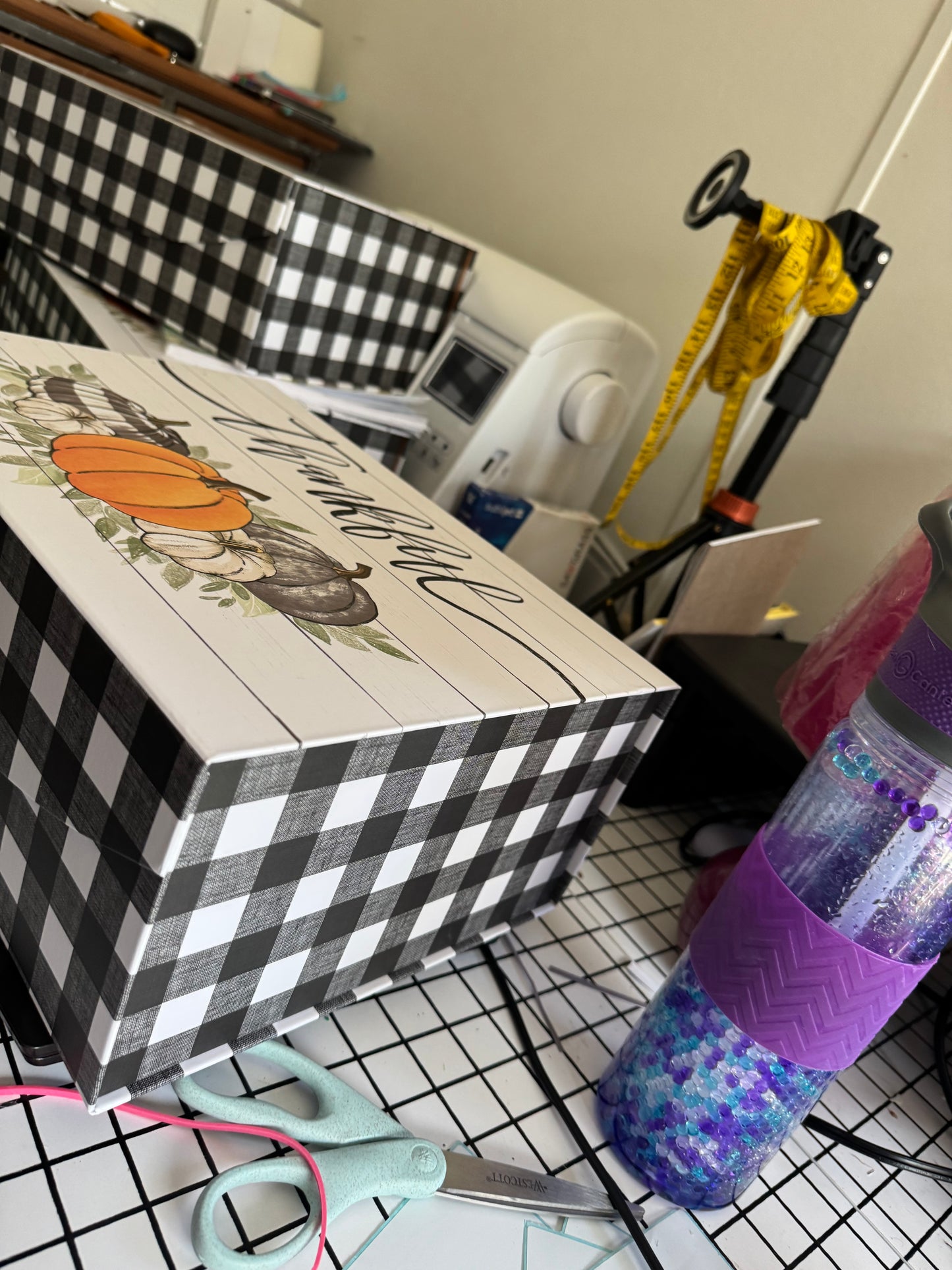 Boo box