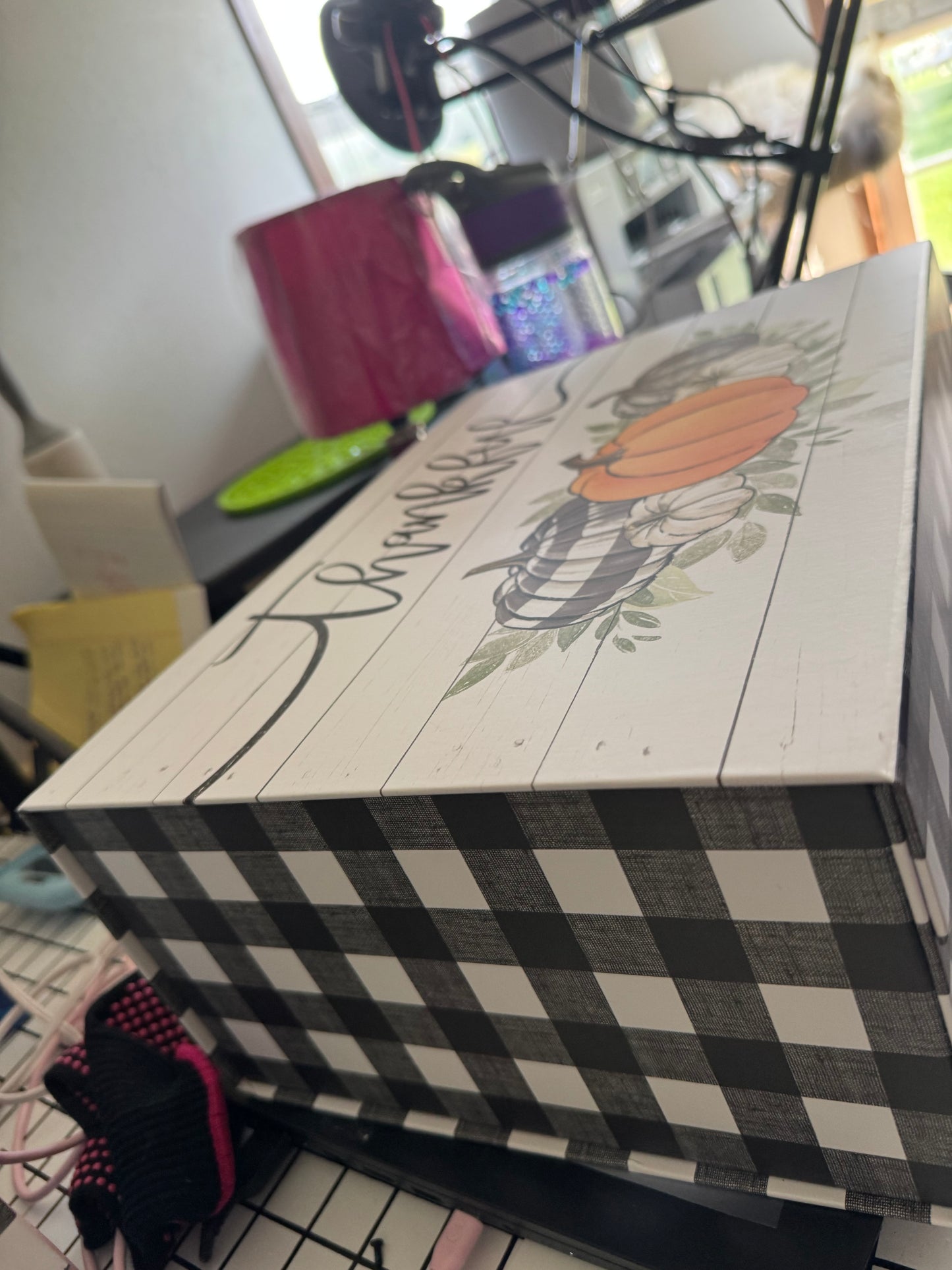 Boo box
