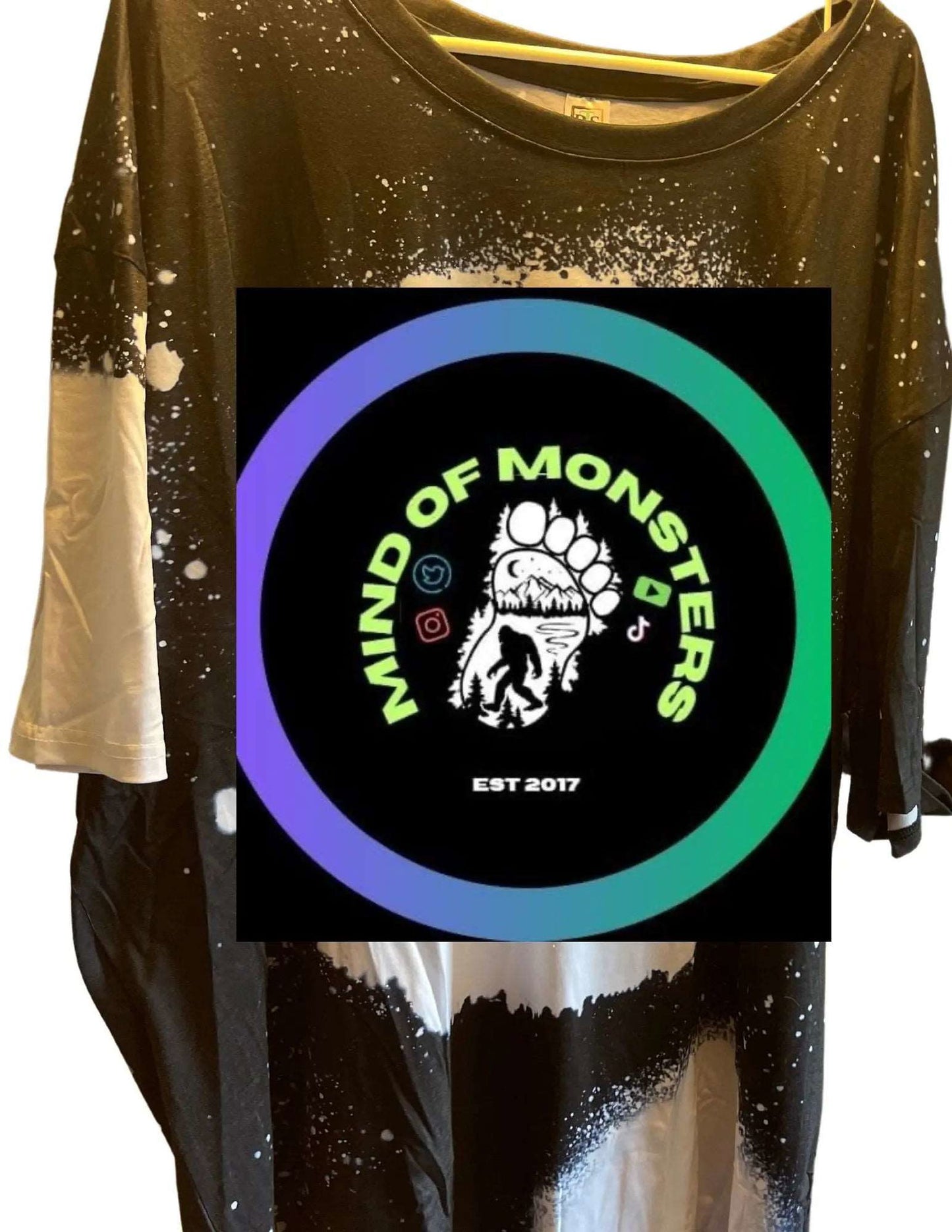Mind of monster tshirt - Handmade with love